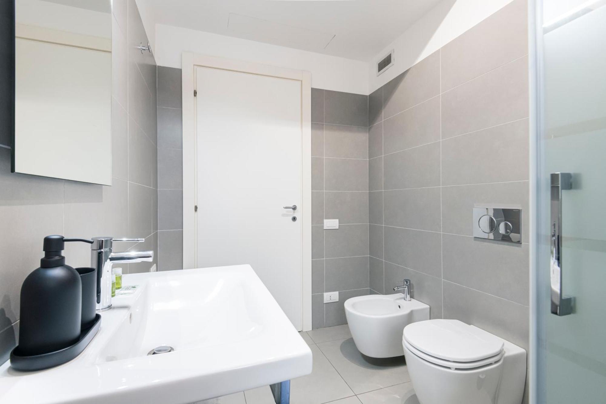 Luxury Apt In Moscova Милано Екстериор снимка